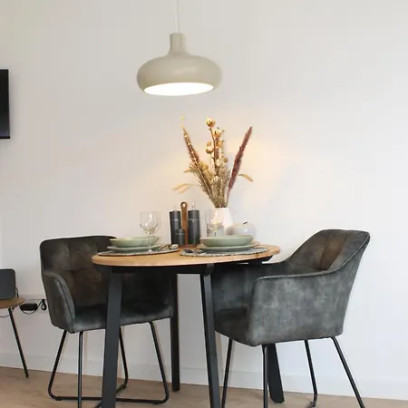 Mit 2 Betten In Flughafennaehe Apartament *