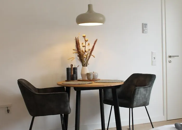 Mit 2 Betten In Flughafennaehe 아파트 *