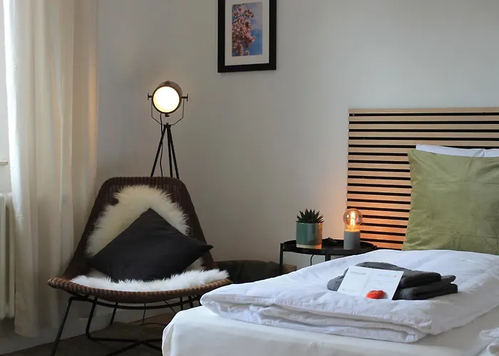 Mit 2 Betten In Flughafennaehe 파더본